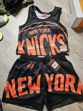 Mitchell&Ness  NBA Women New York Knicks Tank Top And Short Set Size XL
